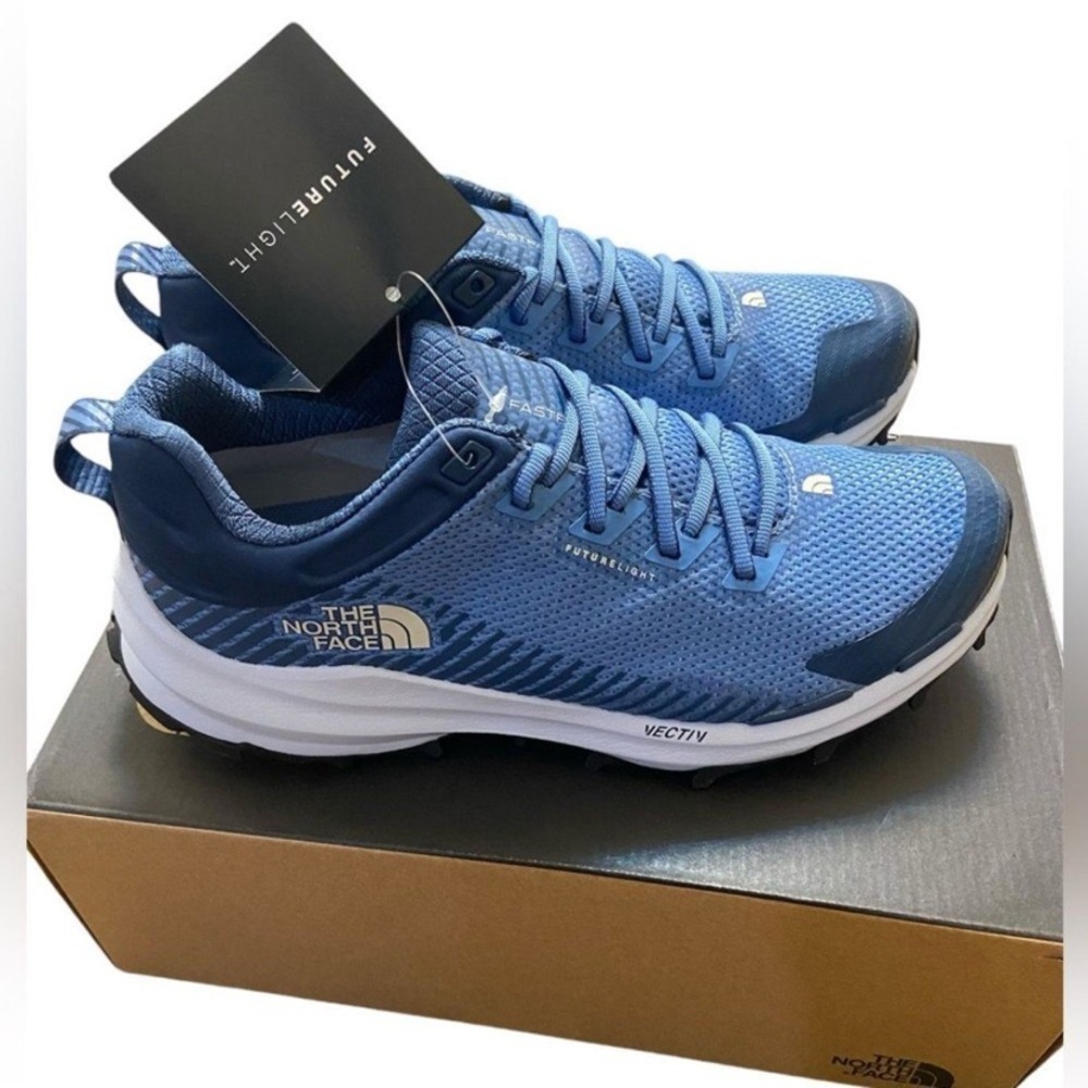 The North Face Blue Athletic Shoes sneakers women 8.5 NWT